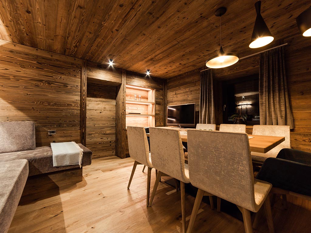 Lumi Alba Home