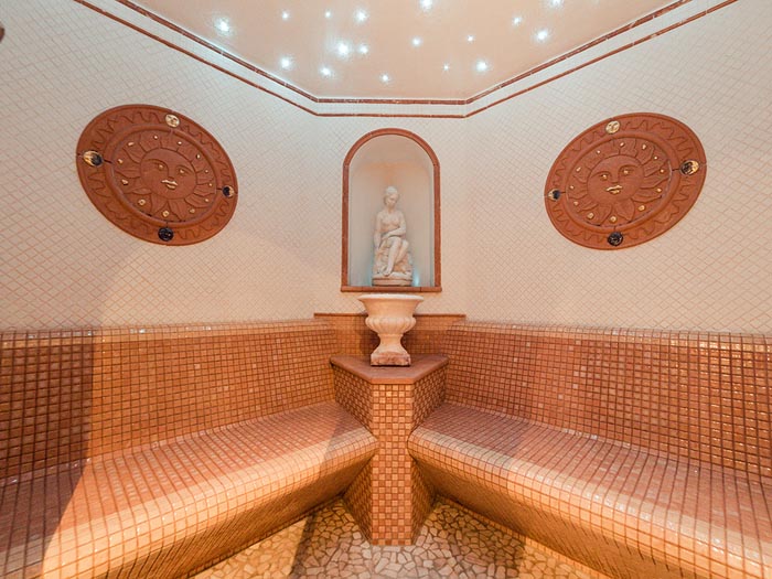 Steam bath Steam bath